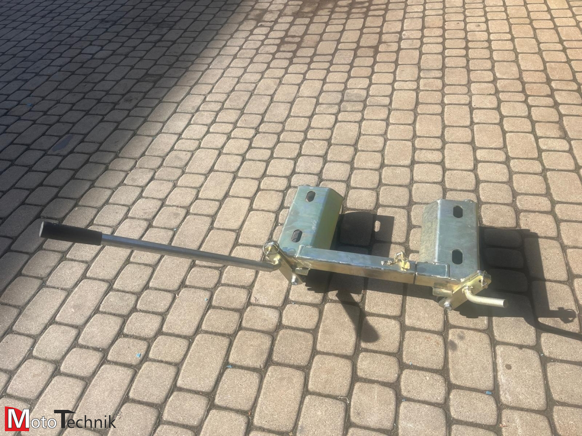 Rolka samozaładowcza z gryfem do unoszenia